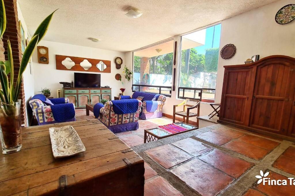 Finca Taino. Hermosa Casa Con Alberca ヒウテペック エクステリア 写真